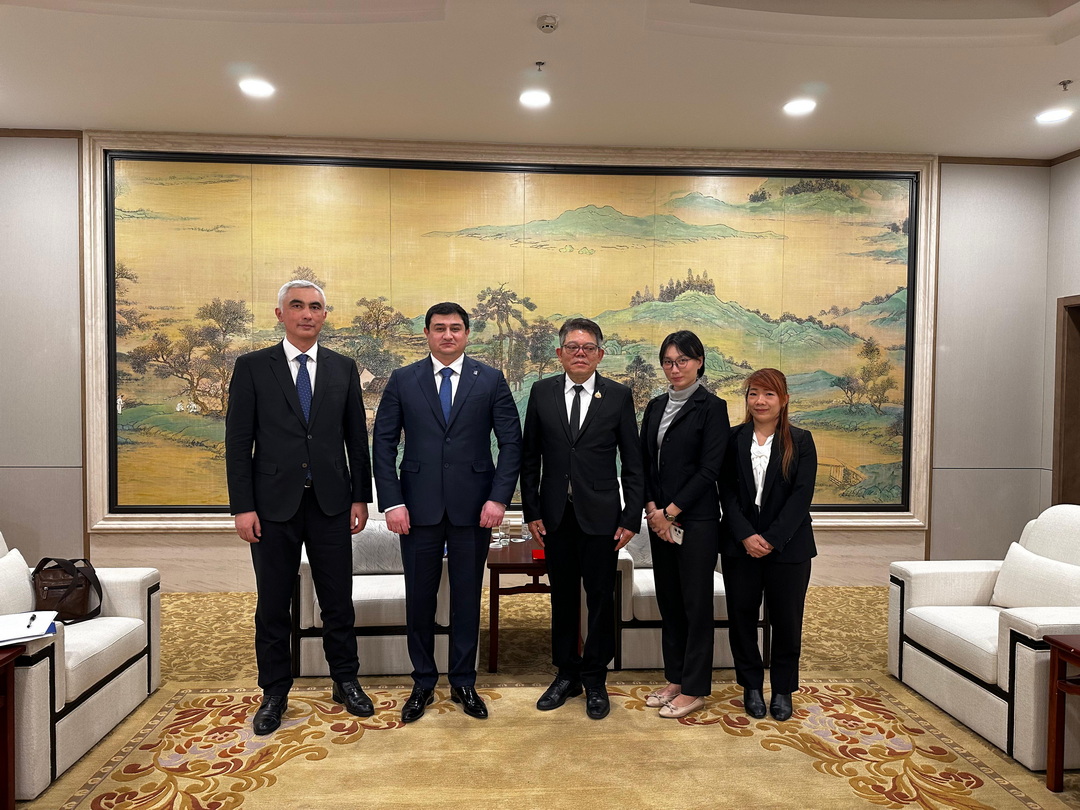 О встрече с делегацией Таиланда